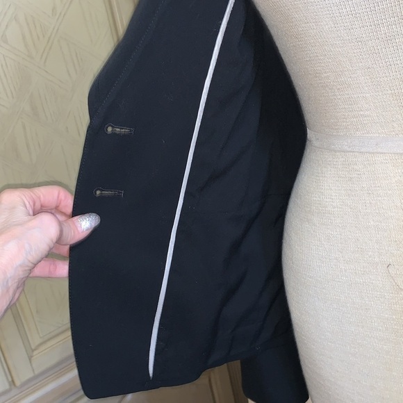 White House, black market jacket - Picture 7 of 8